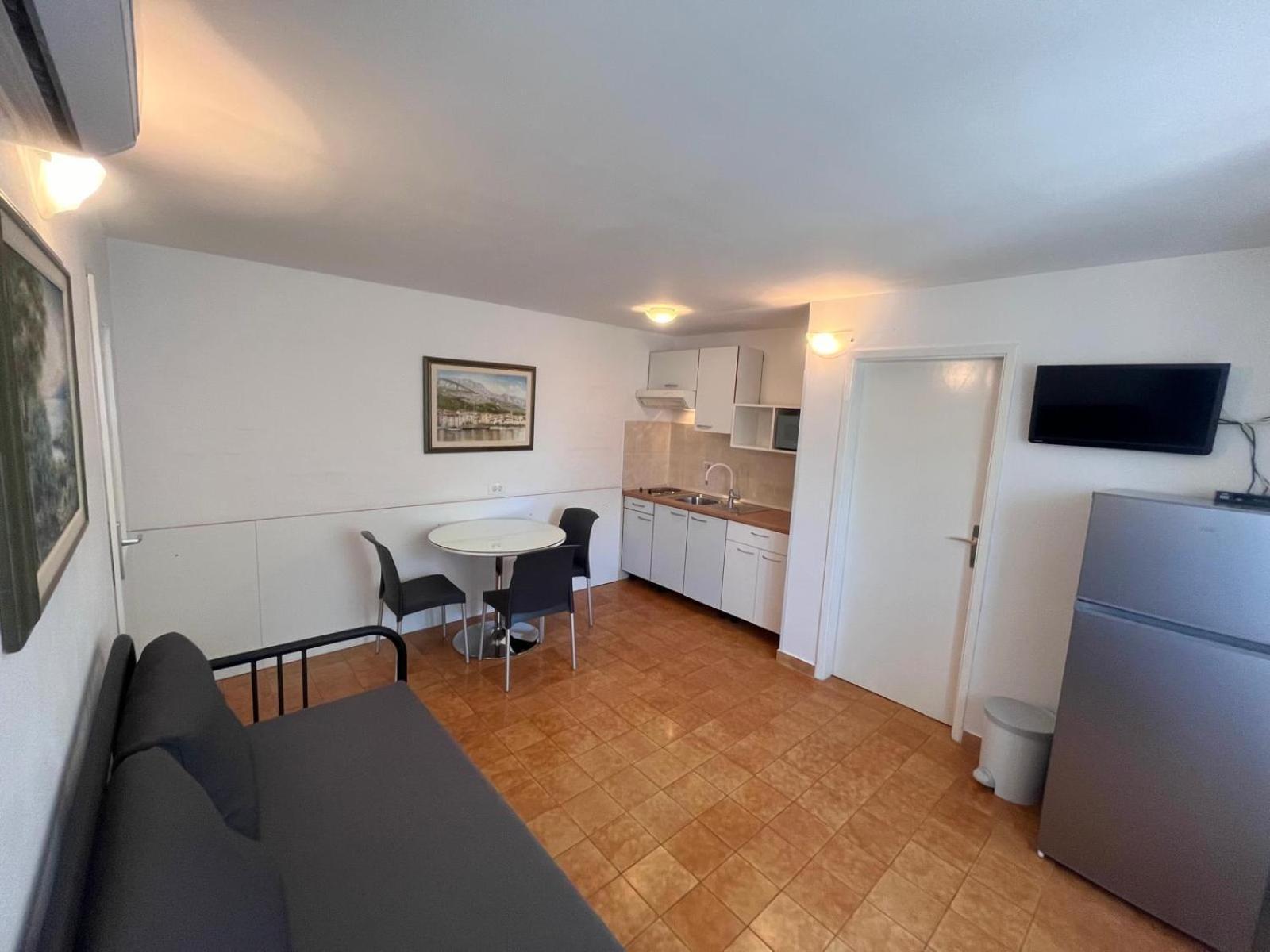 Apartments Klaric Makarska Bagian luar foto