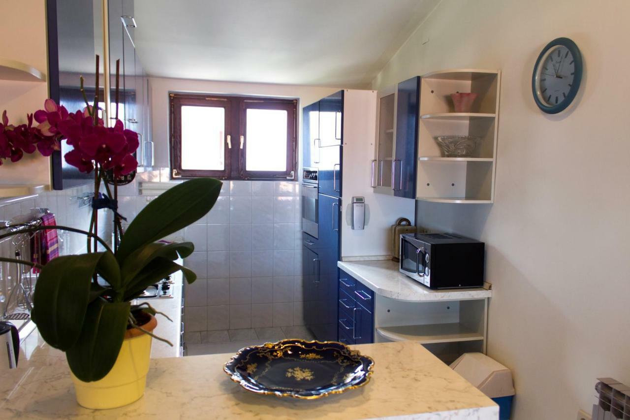 Apartments Klaric Makarska Bagian luar foto